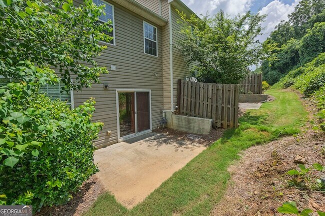 Building Photo - 2297 Baker Station Dr