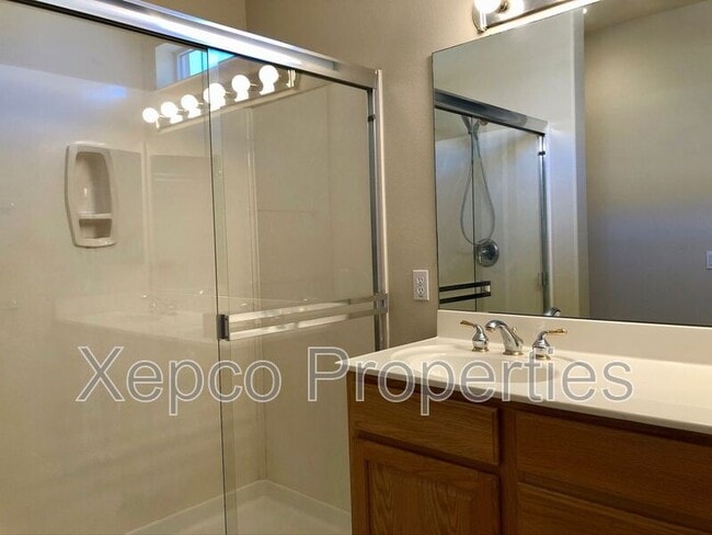 Building Photo - 1170 Wisteria Way