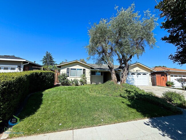 Building Photo - $5295 - Beautiful 4 Bed/2 Ba Cambrian Park Home Available Now!