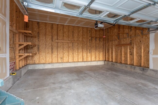 Building Photo - 6563 Silverwind Cir