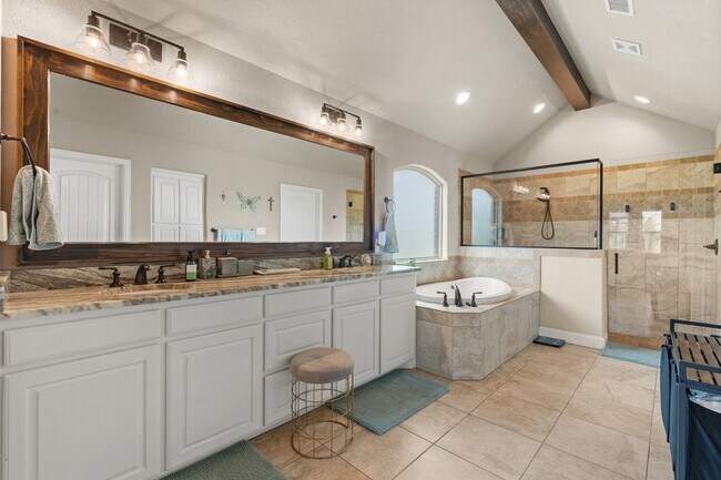 Building Photo - 9708 Puma Tr