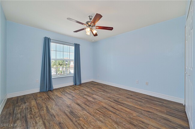Building Photo - 11041 Yellow Poplar Dr