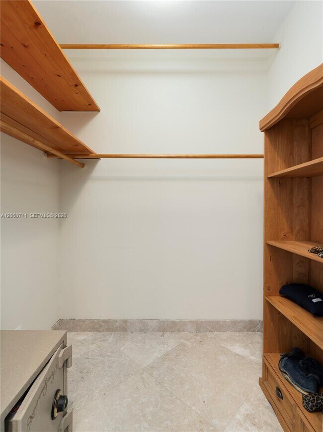 Building Photo - 18101 Collins Ave