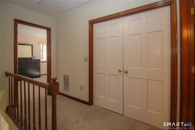 Building Photo - 60 Padanaram Rd