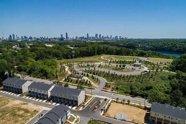 Building Photo - 1621 Gunnin Trce NW