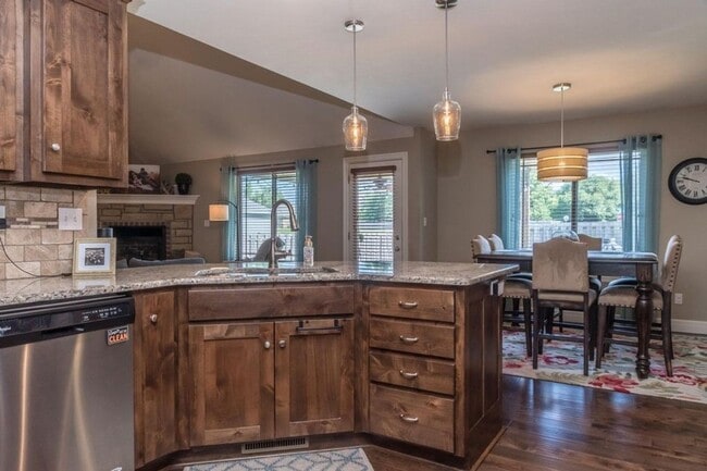 Building Photo - COMING SOON! Battlefield Area, Republic Public Schools