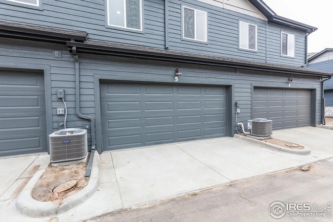 Building Photo - 6721 4th St Rd