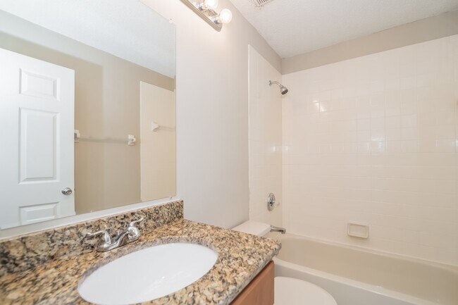 Building Photo - 11350 Weeden Island Way