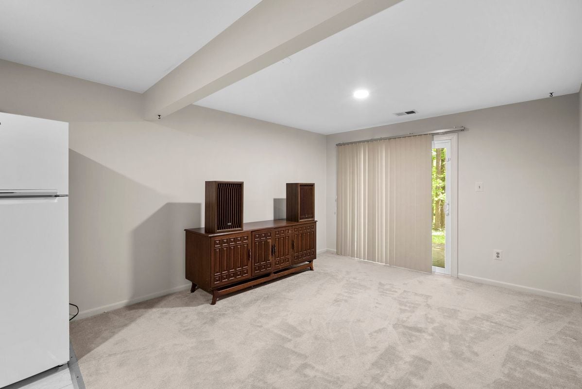 Building Photo - 1469 Casino Cir