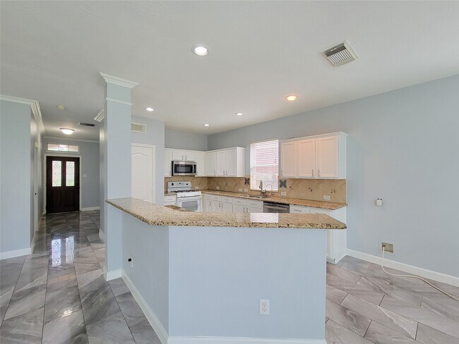 Building Photo - 7506 Boxwood Ridge Ln