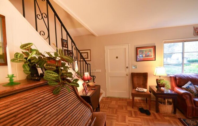 Living room stairs - 5394 Village Grn