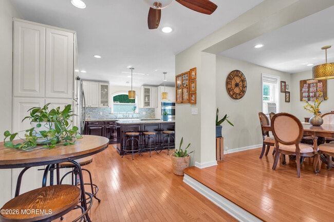 Building Photo - 519 Ryeside Ave