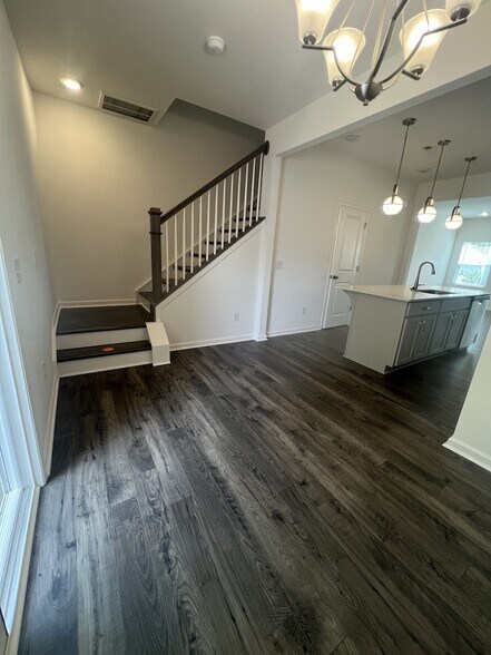 Building Photo - 1646 Granby Heights Dr