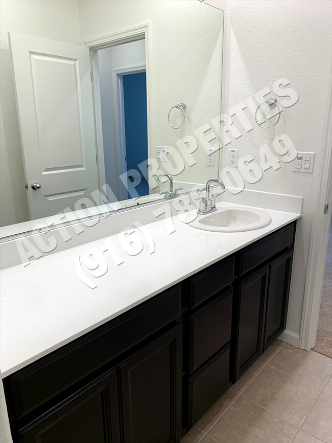 Building Photo - Rocklin Meritage Durango Subdivision:Energ...