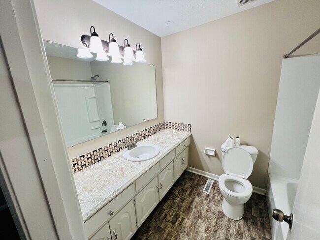 Building Photo - 5035 S 163rd Ave