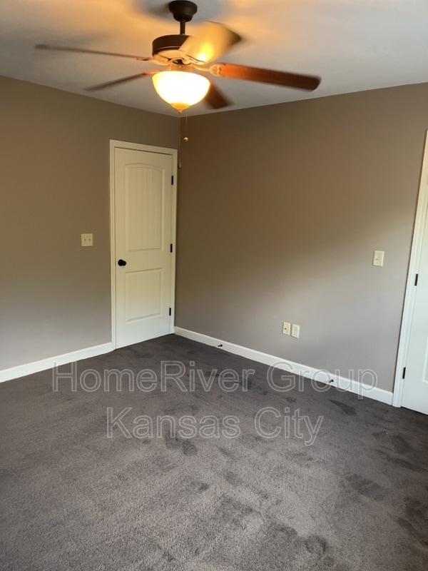 Building Photo - 13735 Post Oak Ln