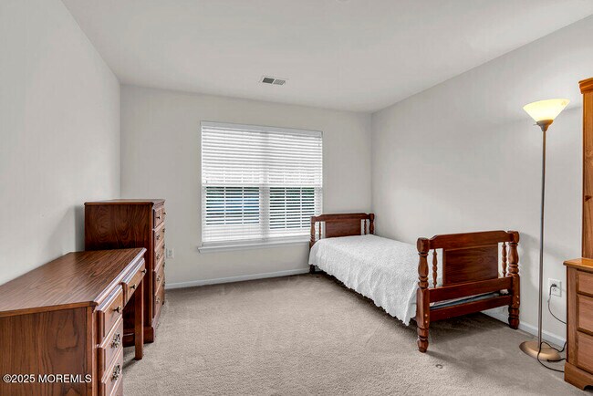 Building Photo - 8 Connor Dr