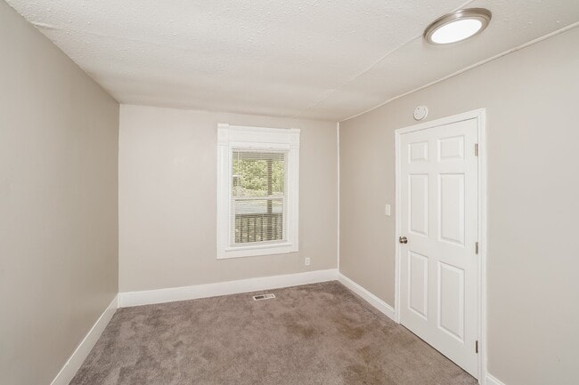 Building Photo - 1614 Arling Ave