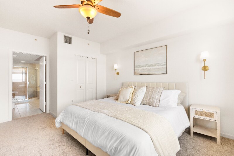 Building Photo - 275 NW Flagler Ave