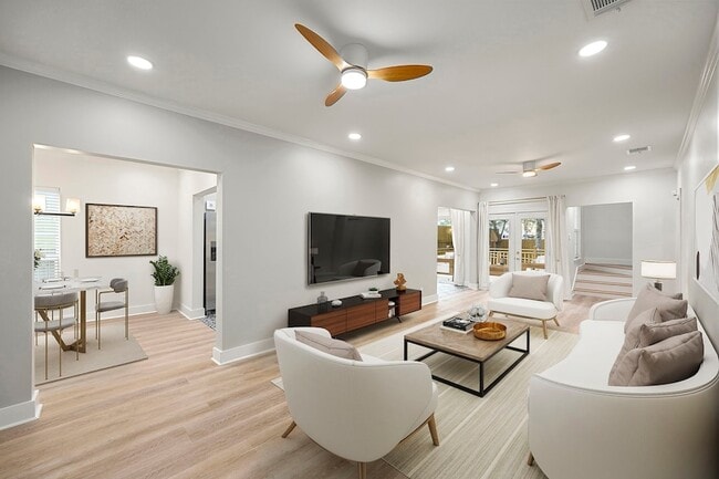 Building Photo - 6411 Illinois St