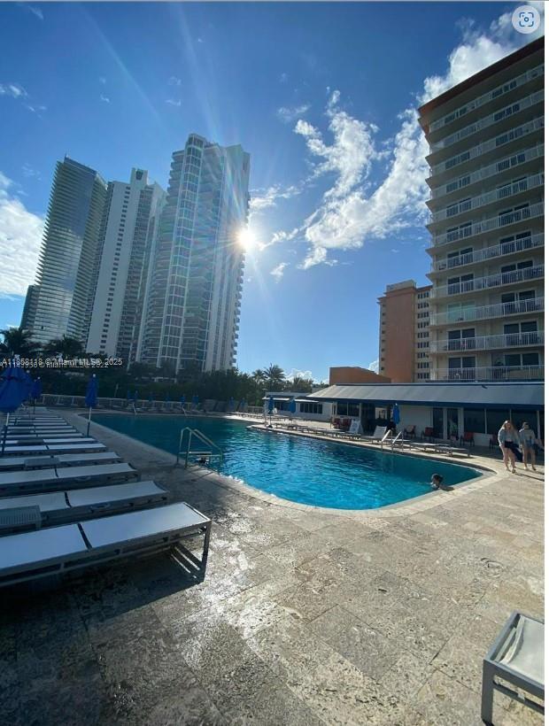 Building Photo - 19201 Collins Ave
