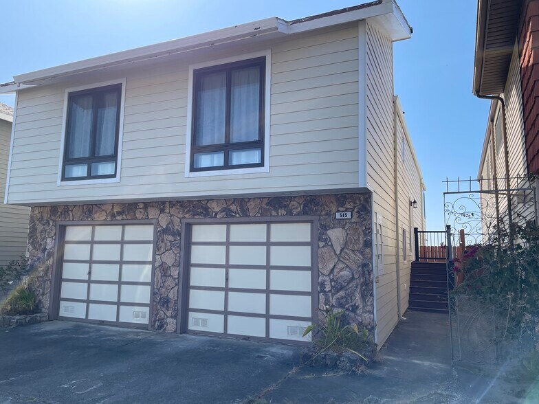 Building Photo - 515 Verducci Dr