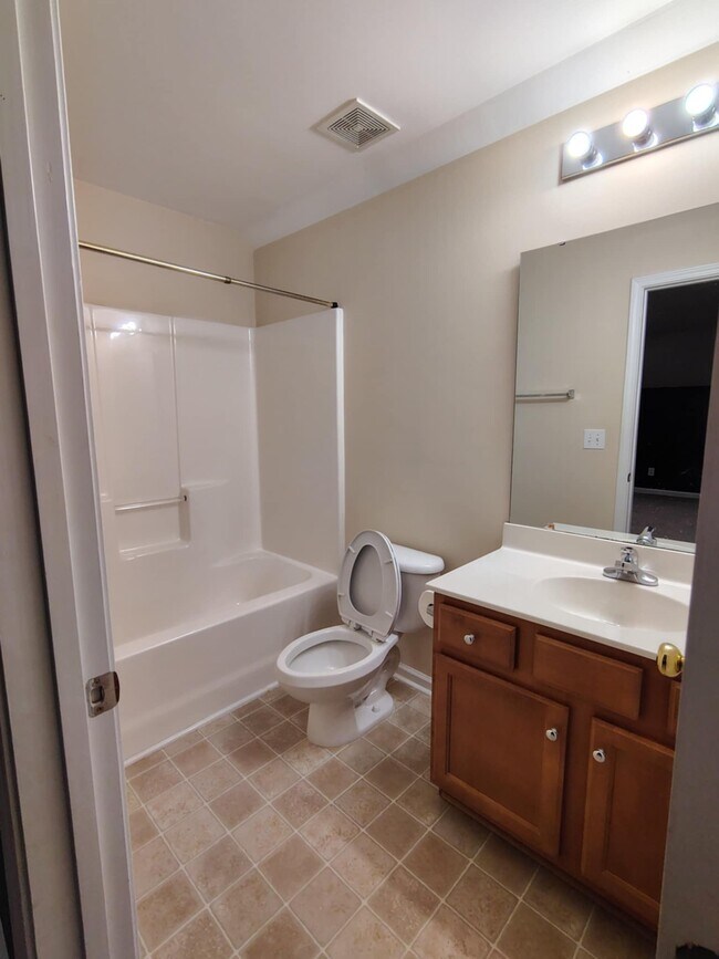 Building Photo - 103 Plamondon Dr