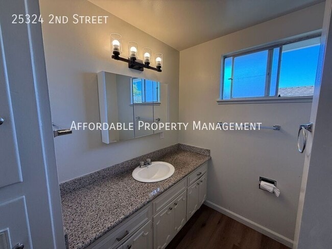 Building Photo - 25324 2nd St