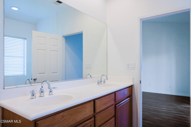 Building Photo - 1454 Patricia Ave