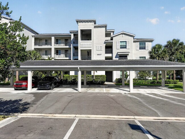 Building Photo - 5807 Double Eagle Cir