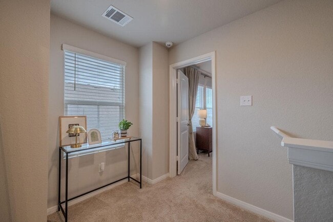 Building Photo - 393 Apache Plum Dr