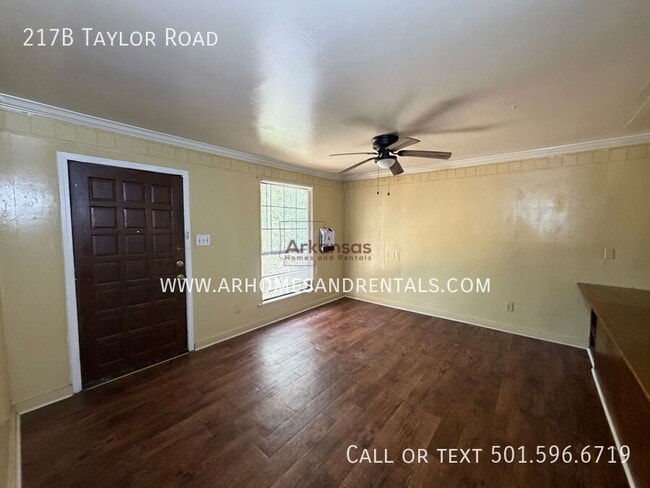 Building Photo - 217 Taylor Rd