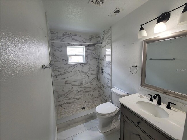 Building Photo - 10481 Montpelier Cir
