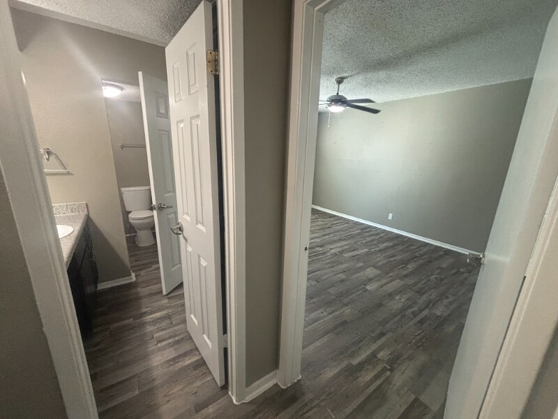 Building Photo - 531 Bedford Rd