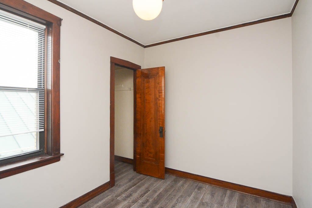 Building Photo - 3615 N Paulina St