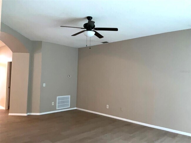 Building Photo - 1318 Lake Biscayne Way