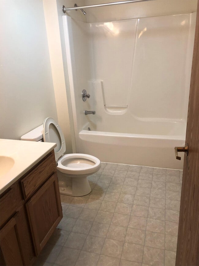 Building Photo - 1925 Pulpit Rock Ln