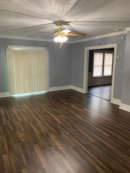 Building Photo - 430 Grand Ave