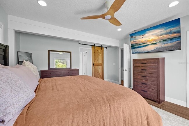 Building Photo - 2026 NW 19th Ln