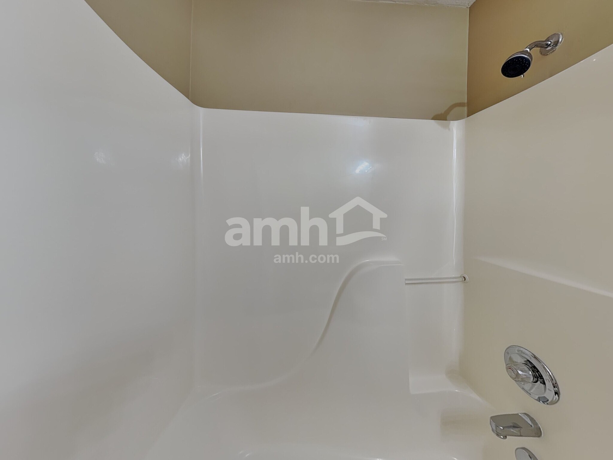 Building Photo - 18 Lasalle Ct