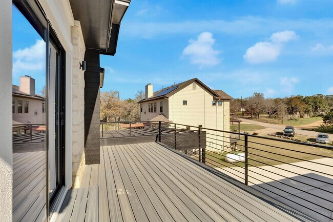 Building Photo - 1304 Minnie Dr