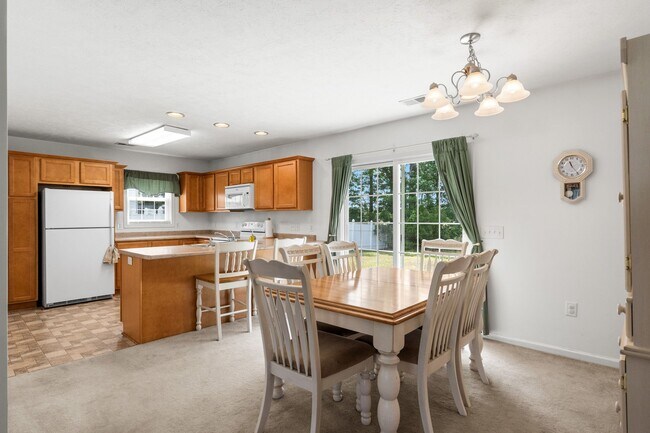 Building Photo - 4697 Cockatoo Dr NW
