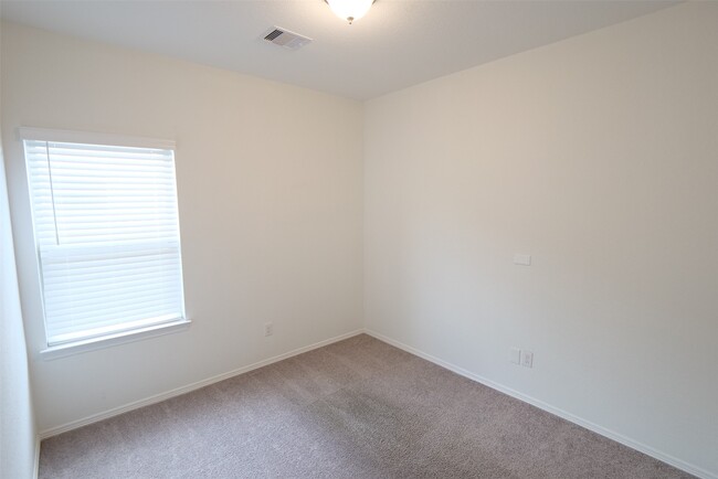 Building Photo - 5719 Tabula Rasa Dr