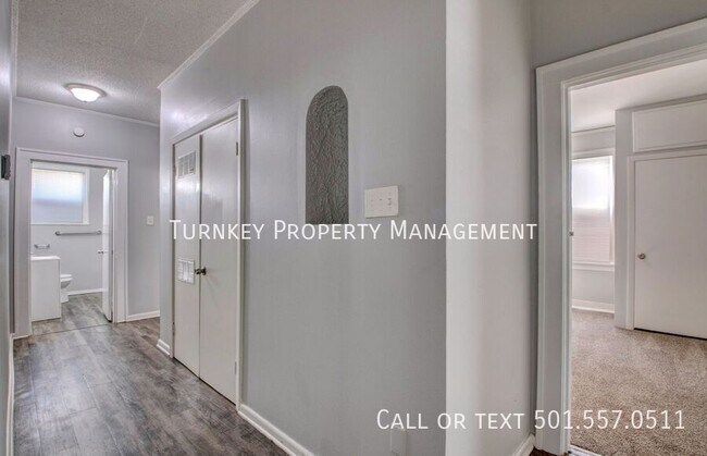 Building Photo - 1508 Sycamore St