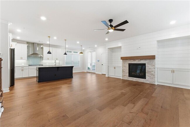 Building Photo - 5004 Bellmoore Park Ln