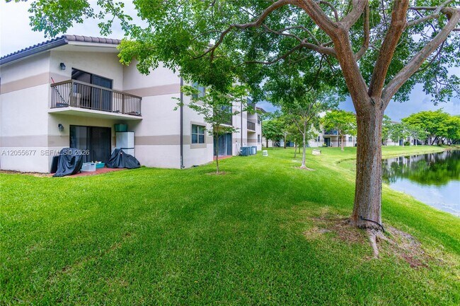 Building Photo - 9879 Nob Hill Ct