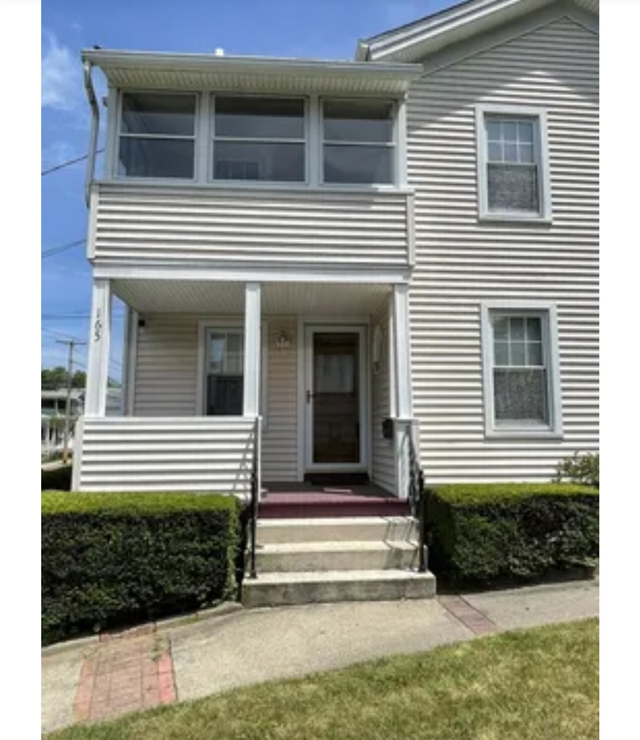 Building Photo - 165 Derby Ave