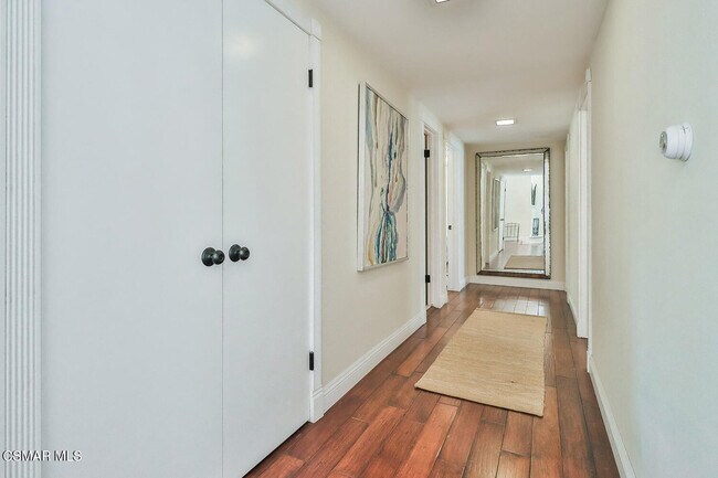 Building Photo - 31944 CA-1