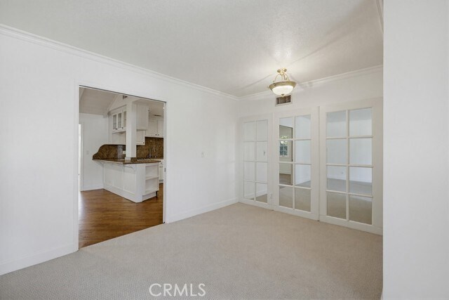 Building Photo - 2705 E Jacaranda Ave