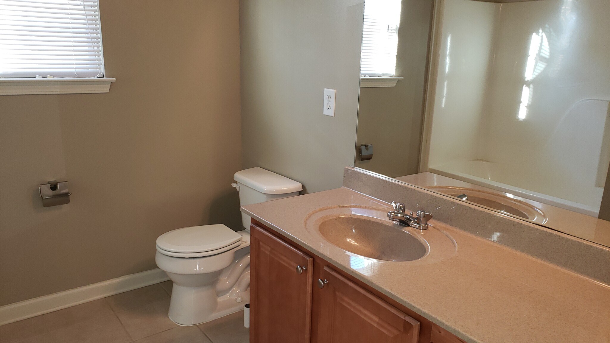 Building Photo - 111 Village Pky